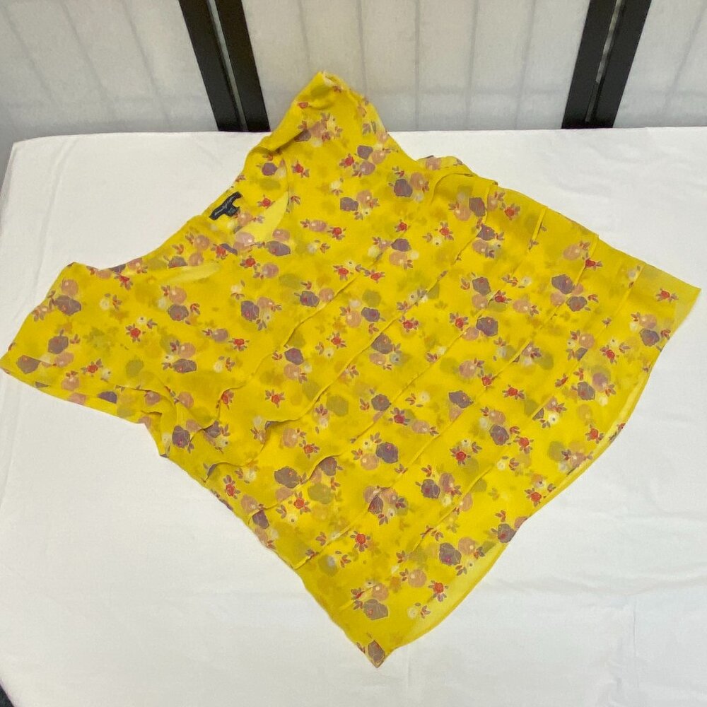 American Eagle Yellow Sheer Tiered Ruffle Cap Sleeve Back Button Top XL - Picture 8 of 13